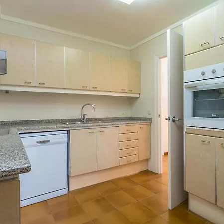 Sleeps 6 Pool Apartment Calella De Palafrugell